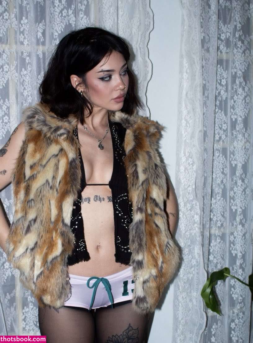 Almondmilkhunni Photo #31