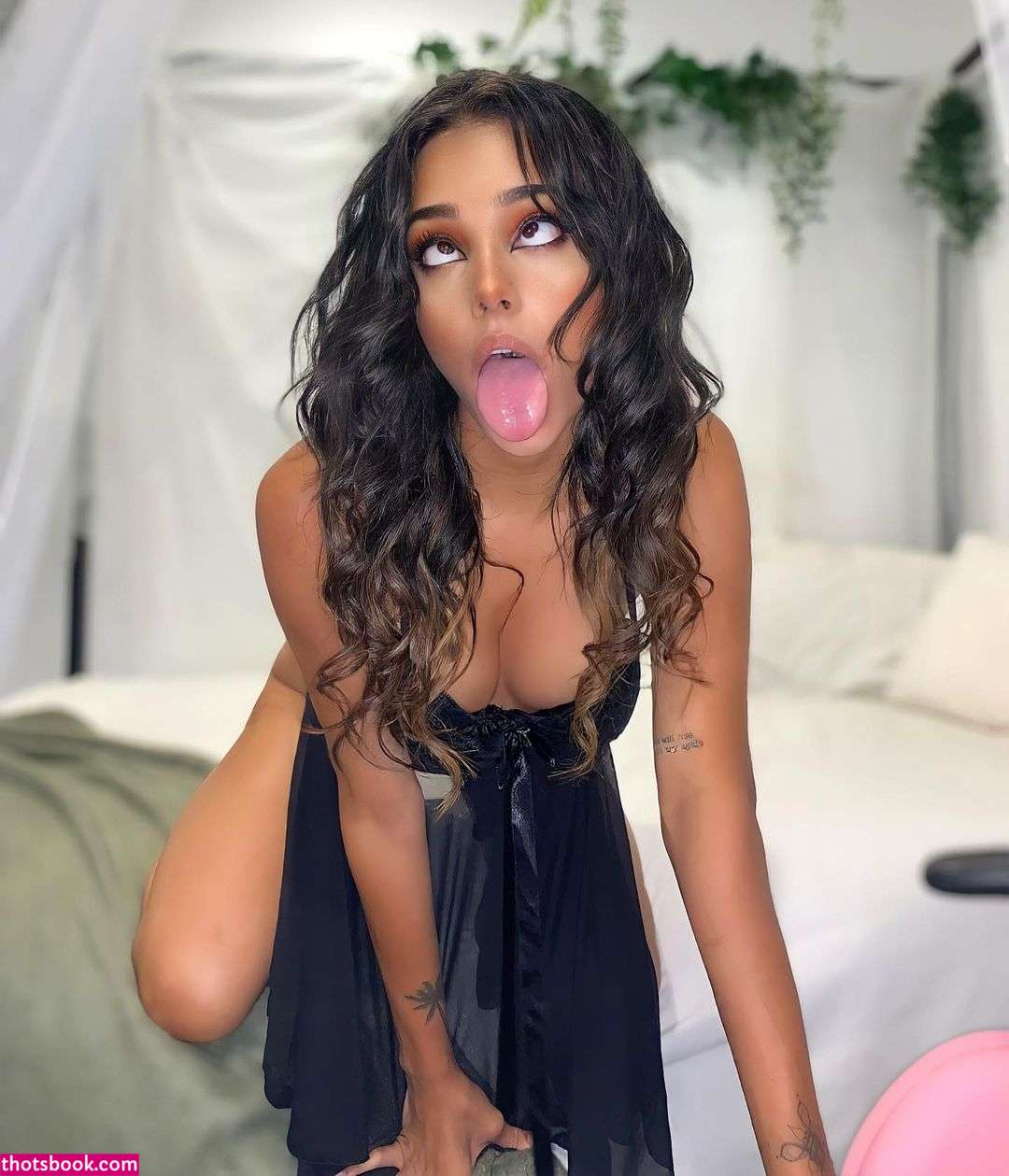 Angel Rhodes Photo #1