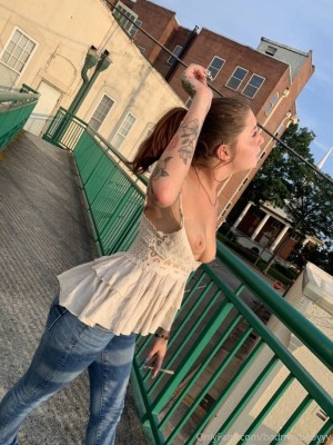 badmaybabyyy Photo #29