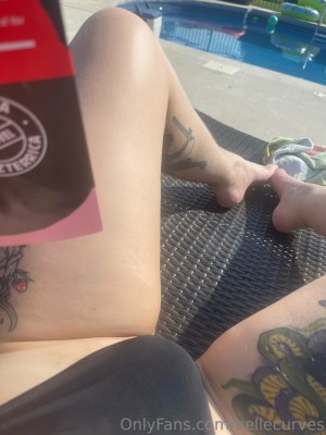 Bellecurves Photo #26