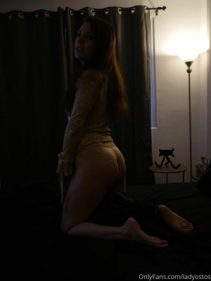 Fernanda Ostos Photo #21