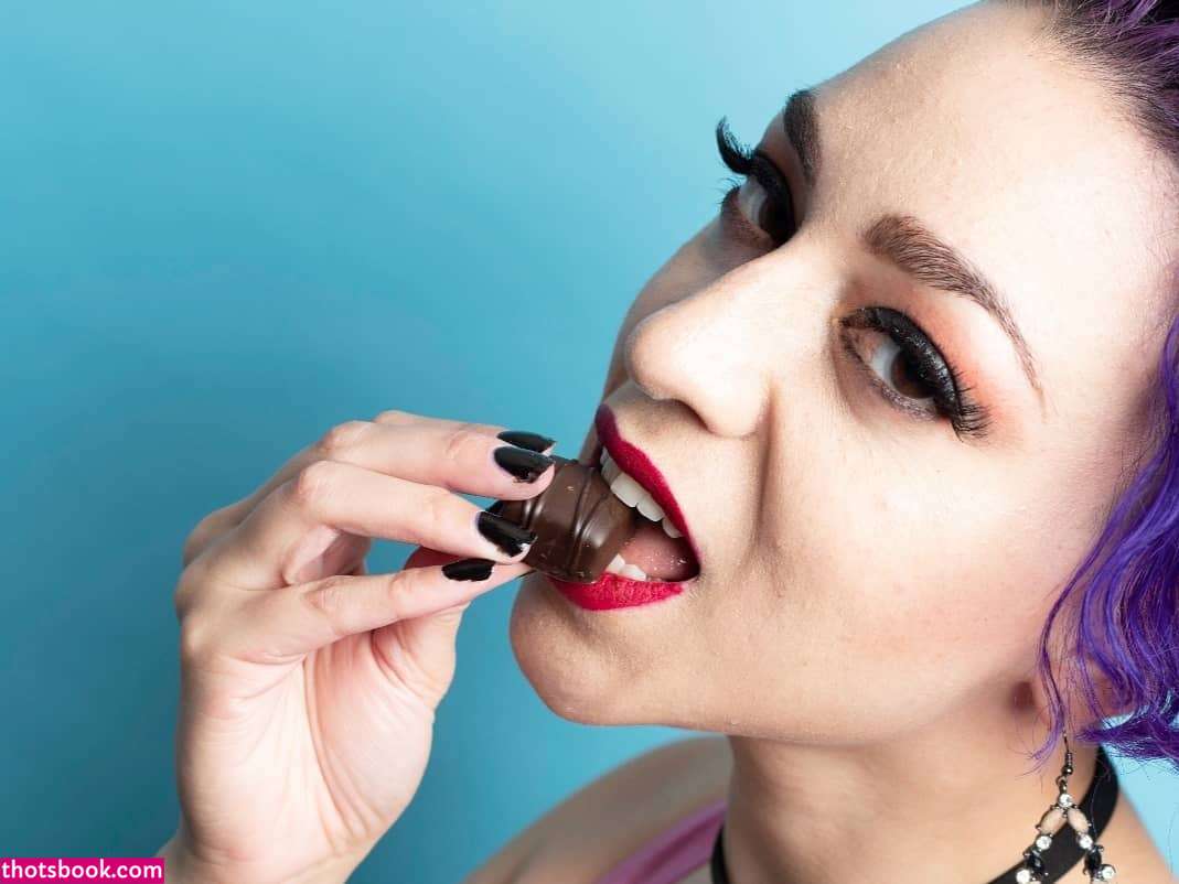 Sarah Rebel Photo #21