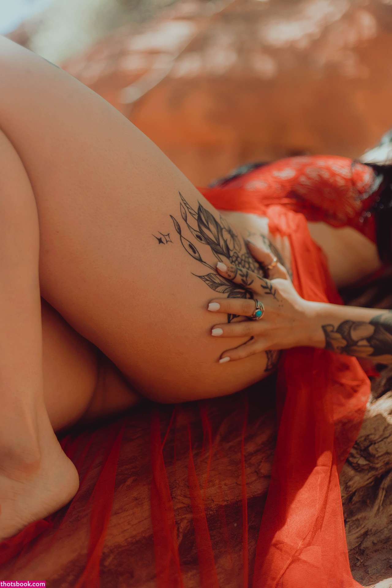 Thatsoraven95 Photo #21