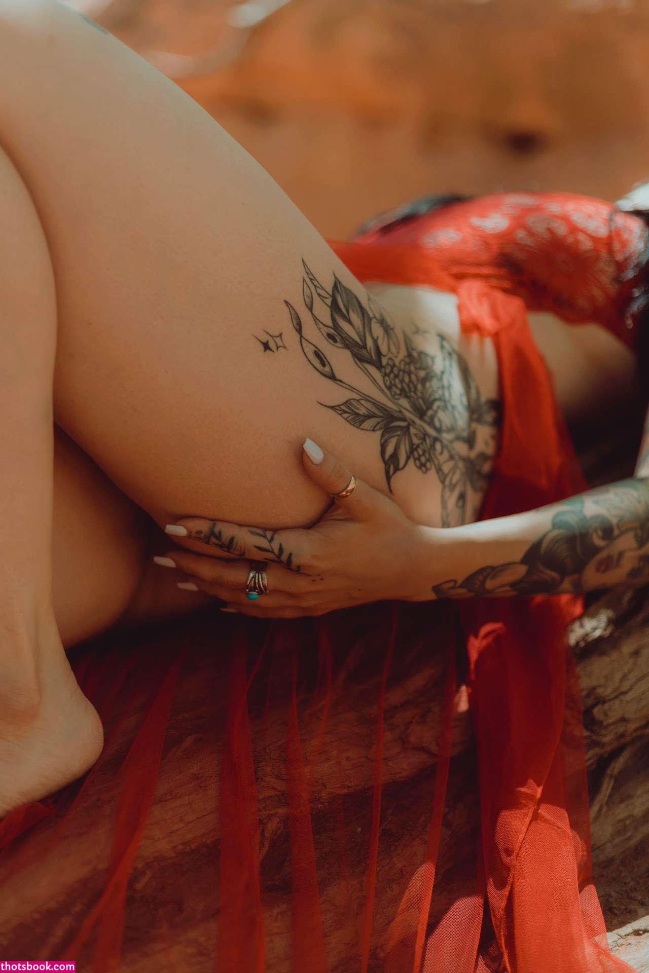 Thatsoraven95 Photo #24