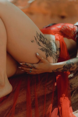 Thatsoraven95 Photo #24