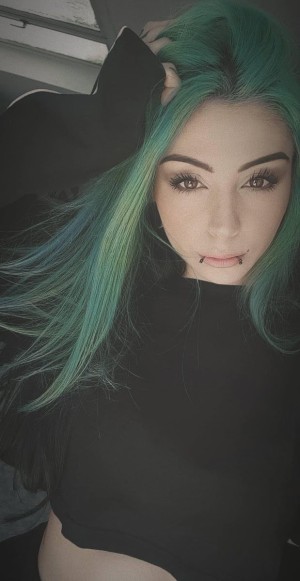 Vergislena Yorugore Photo #35