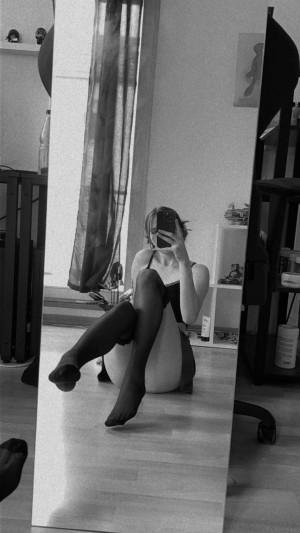 cuteeromana Photo #1