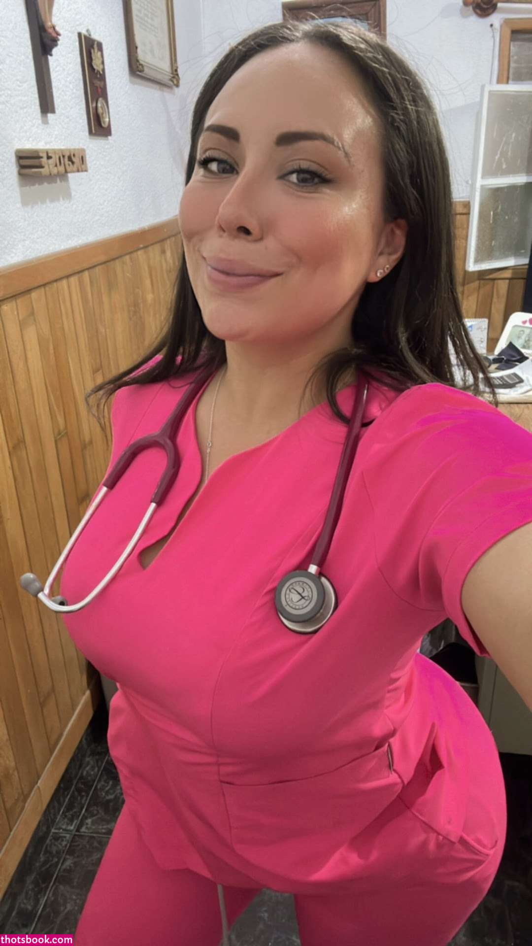 Dra Mar Guerrero Photo #7