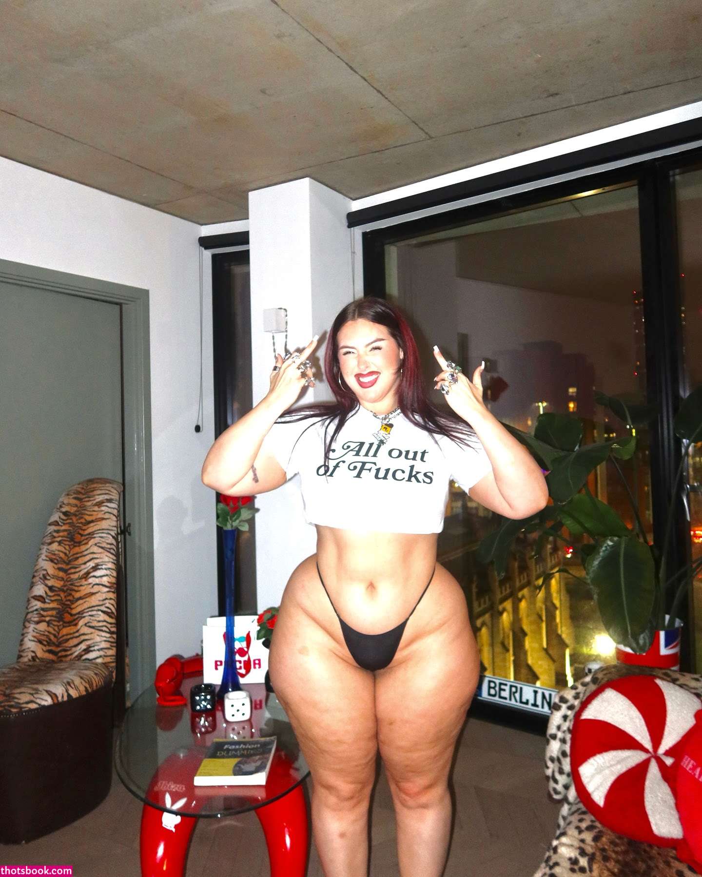 Holly Marston Photo #26