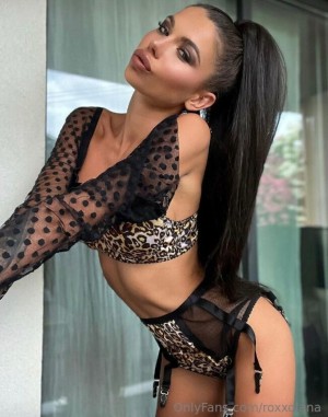 Hoorny Roxxy Photo #16