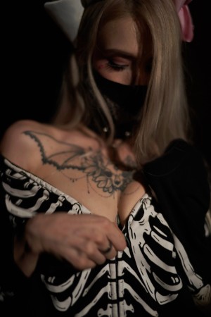 Little Lilith Photo #33