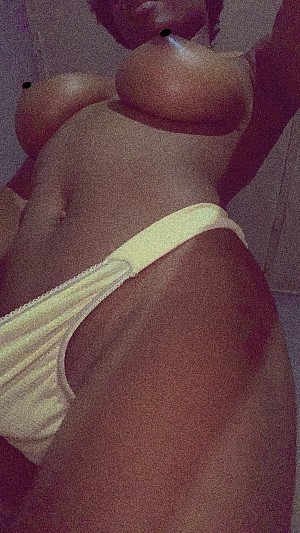 Aigbedionivie Photo #31