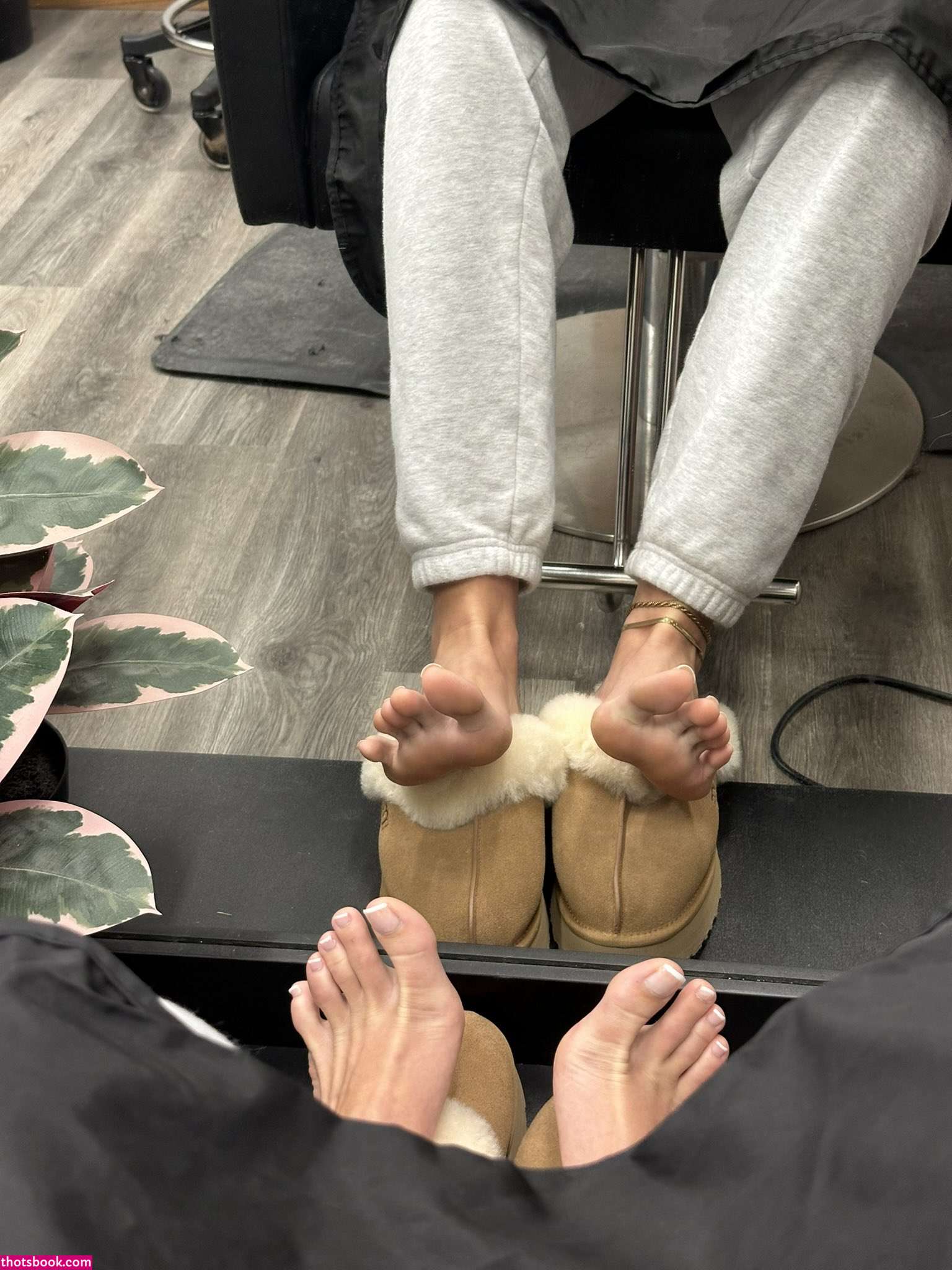 Kylie Mogen Photo #11