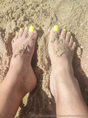 lollitasexyboobsbooty Photo #26