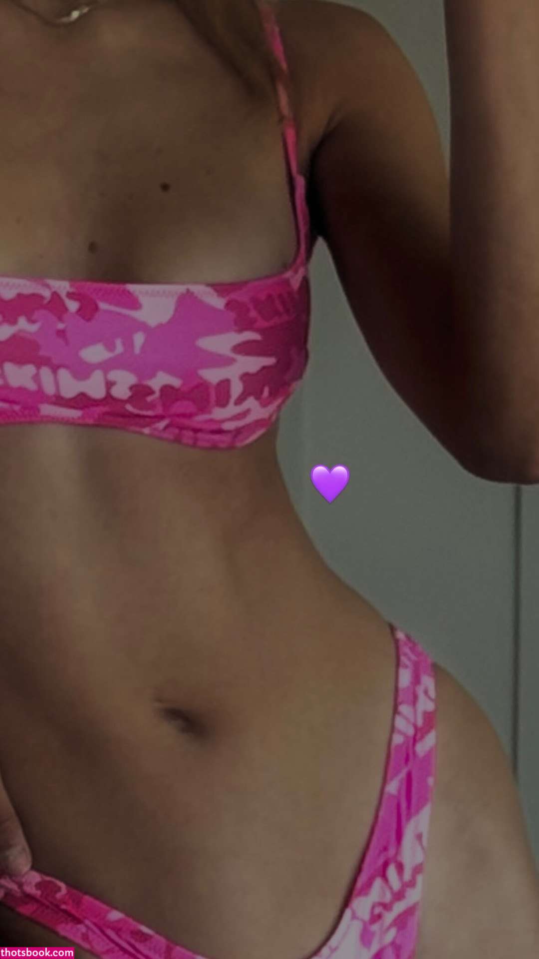 Marloes Stevens Photo #7