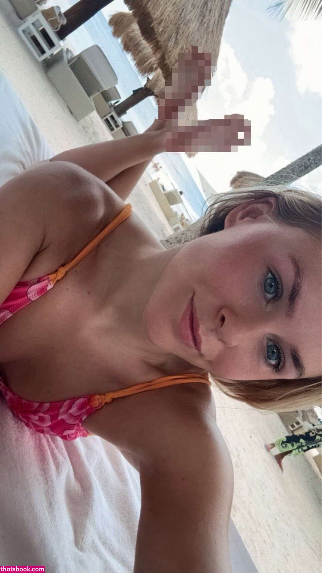 Worship Emma Photo #17