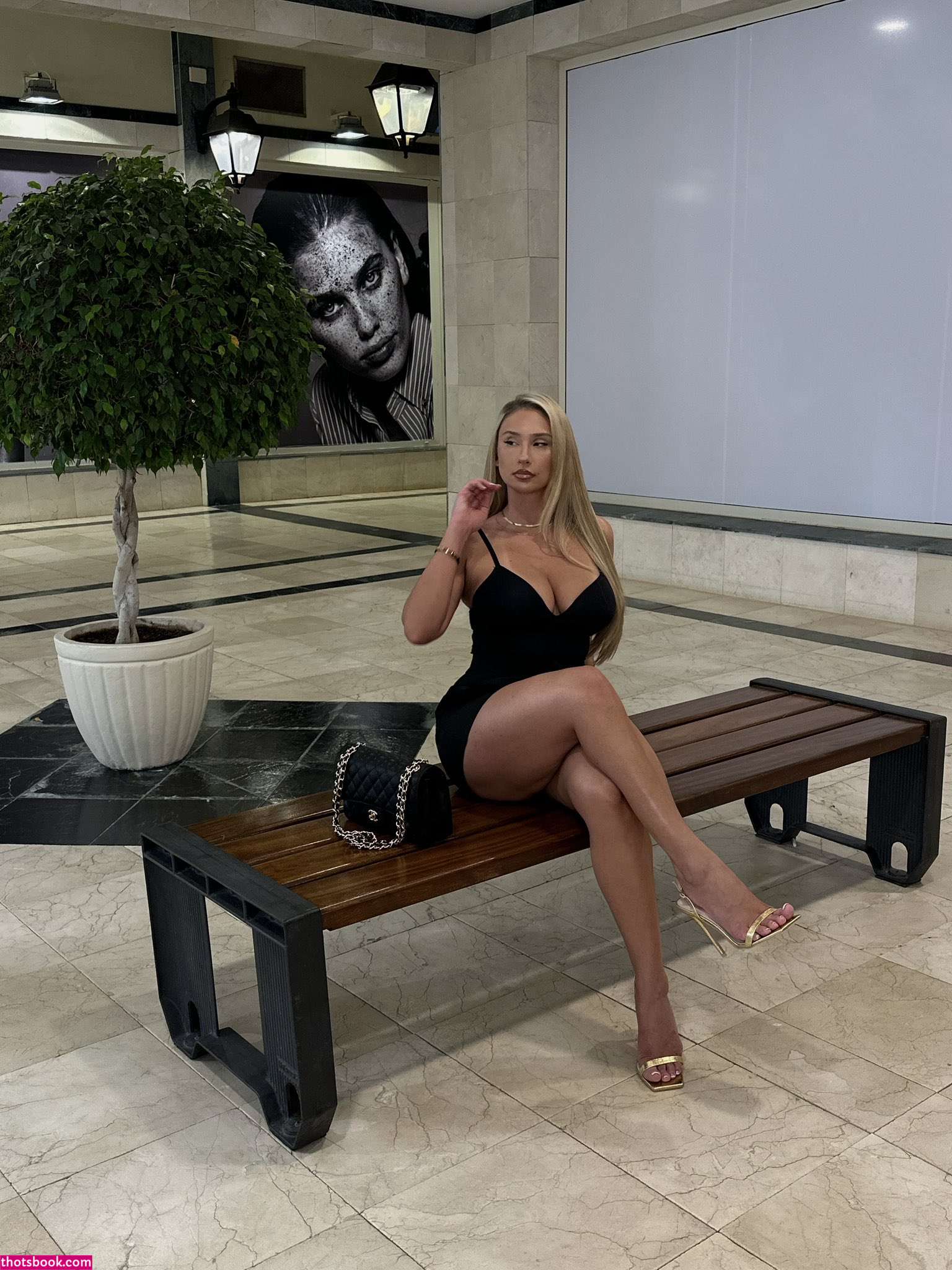 simonaaaab Photo #19