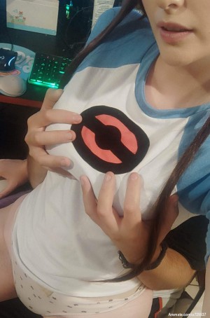 Yoshino Caprioli Photo #28