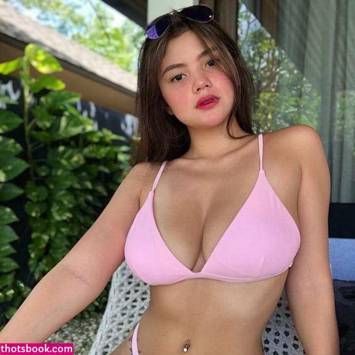 Ana Jalandoni Photo #14