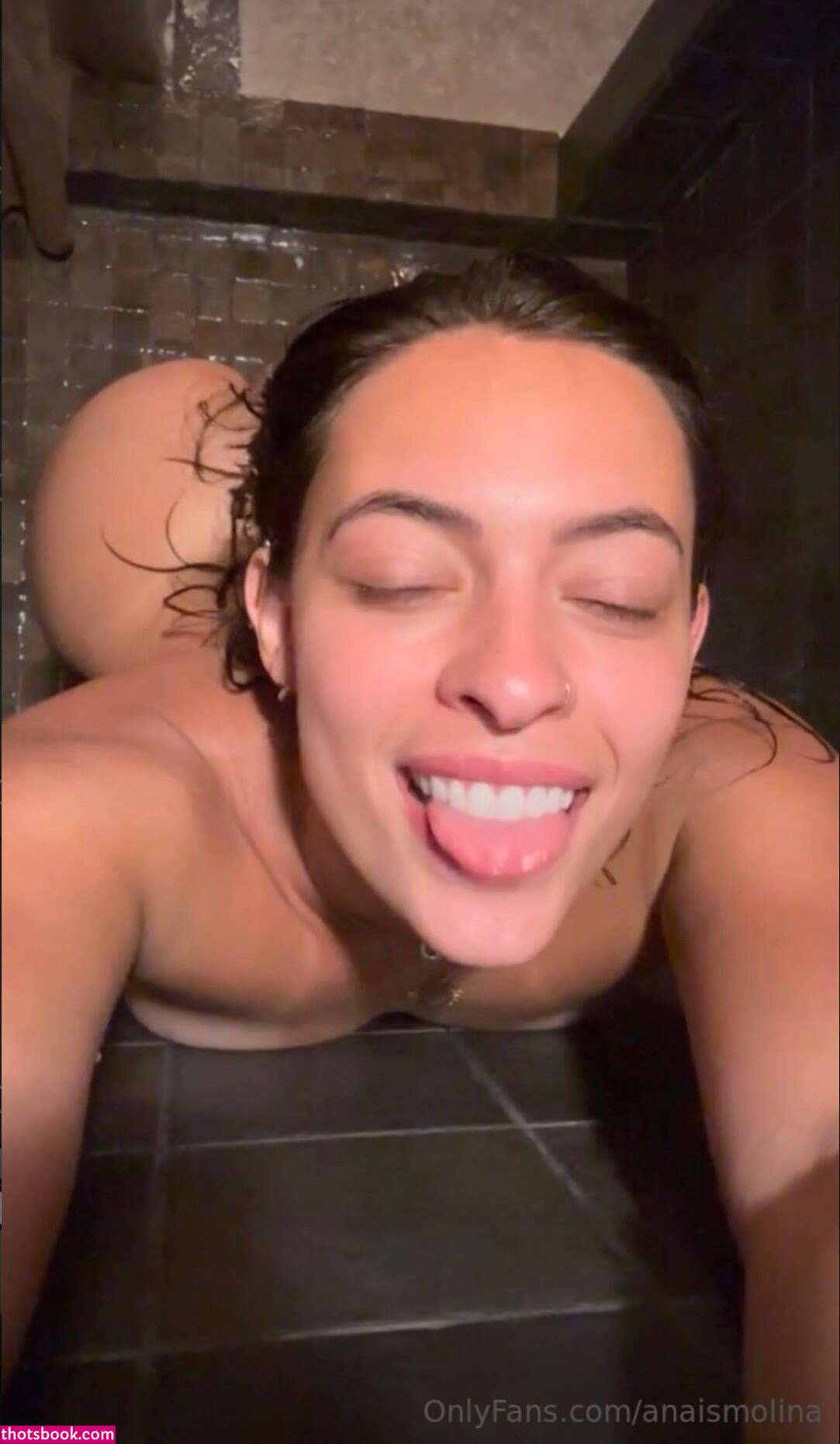 Anais Molina Photo #1