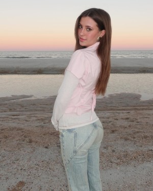 Jayla Alexandra Photo #16