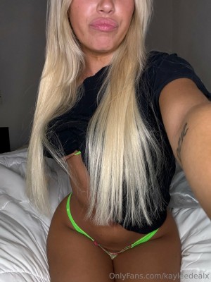kayleedealx Photo #23