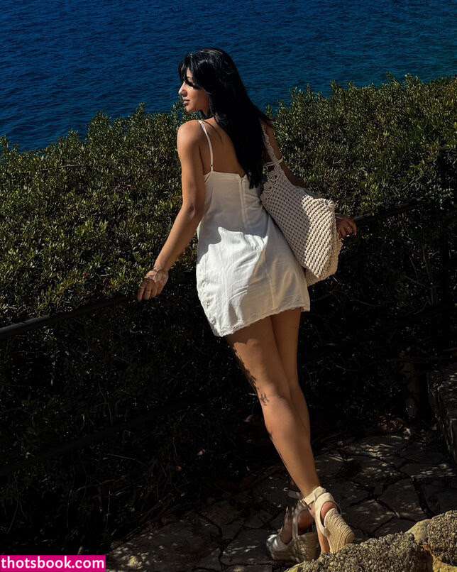 liviasiren Photo #14