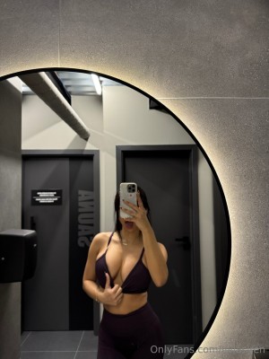 liviasiren Photo #20