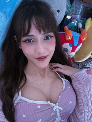 Emiliacosplay Photo #4