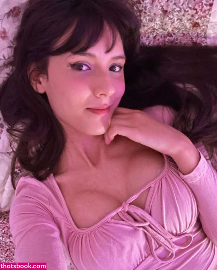 Emiliacosplay Photo #9