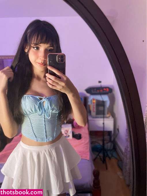 Emiliacosplay Photo #32