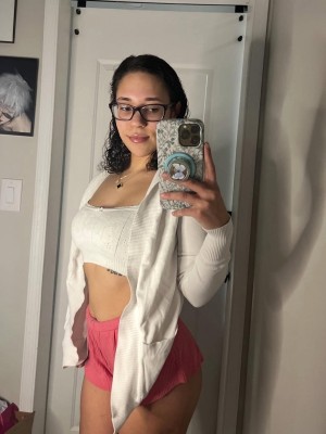 Emmy Steele Photo #11