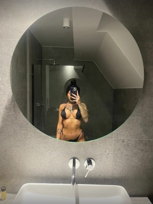 Layla Evans Photo #19