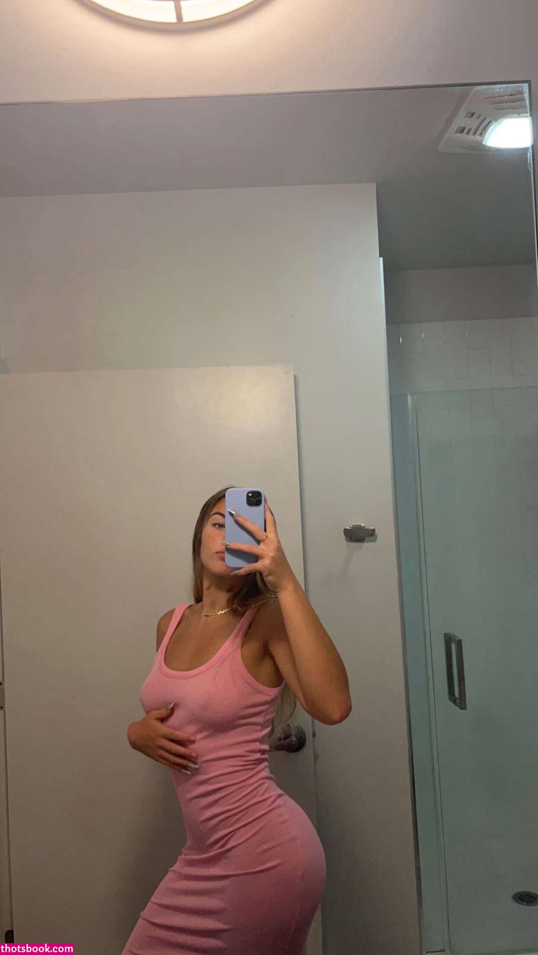 Meghan Walker Photo #6