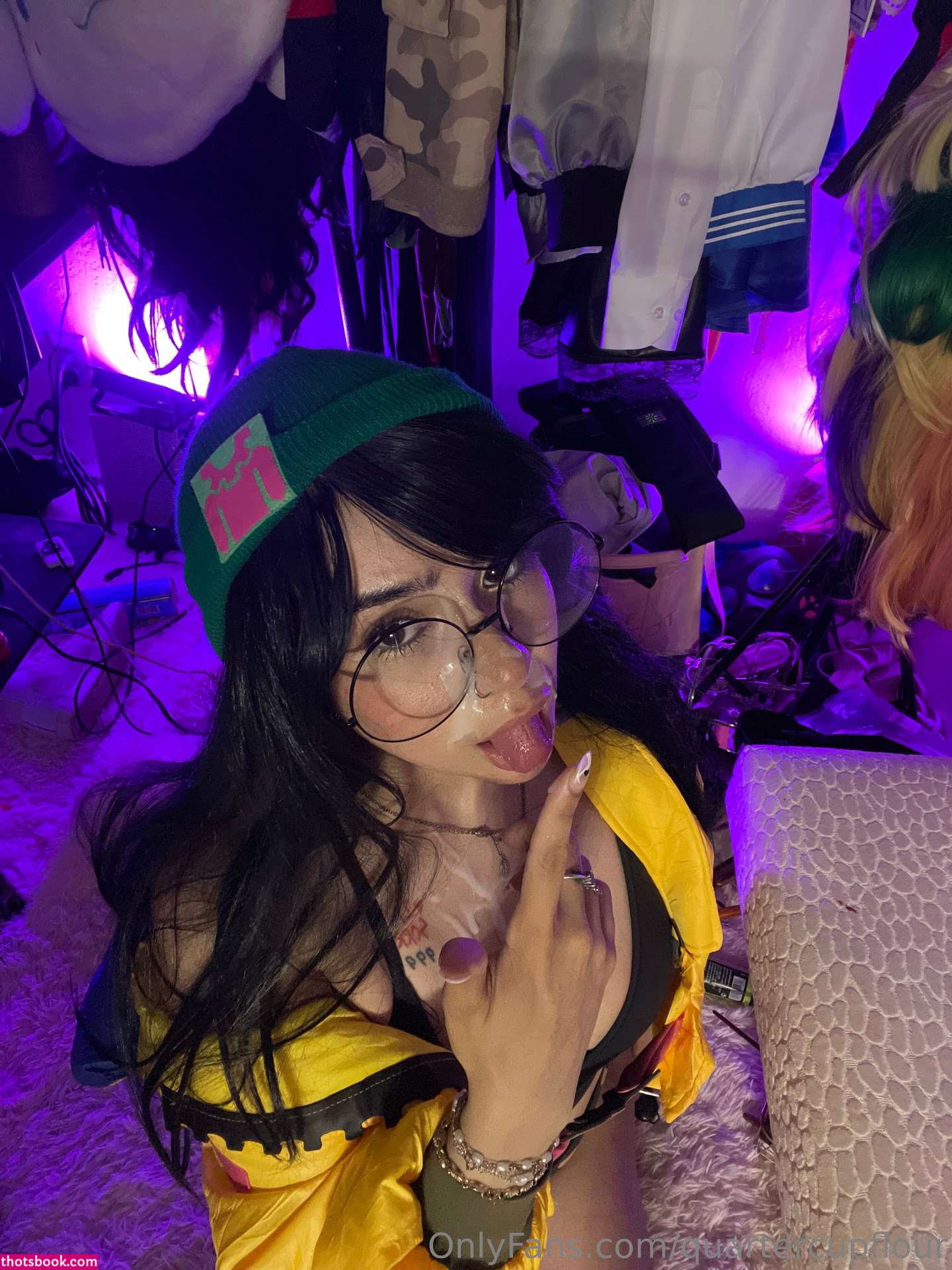 Quartercupflour Photo #40