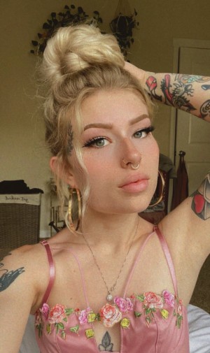 lilbabybrexxx Photo #1