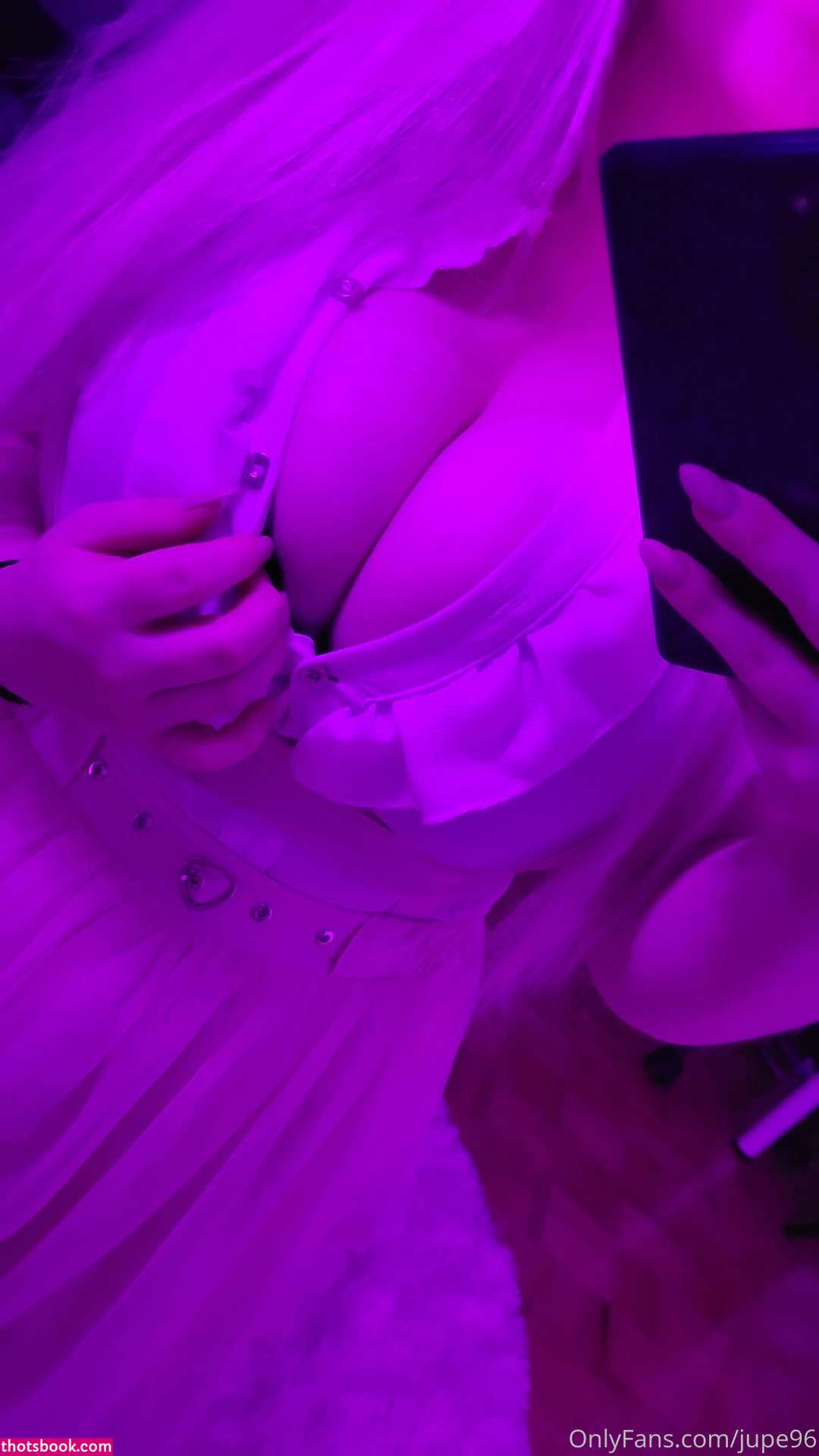 marsofearthh Photo #39