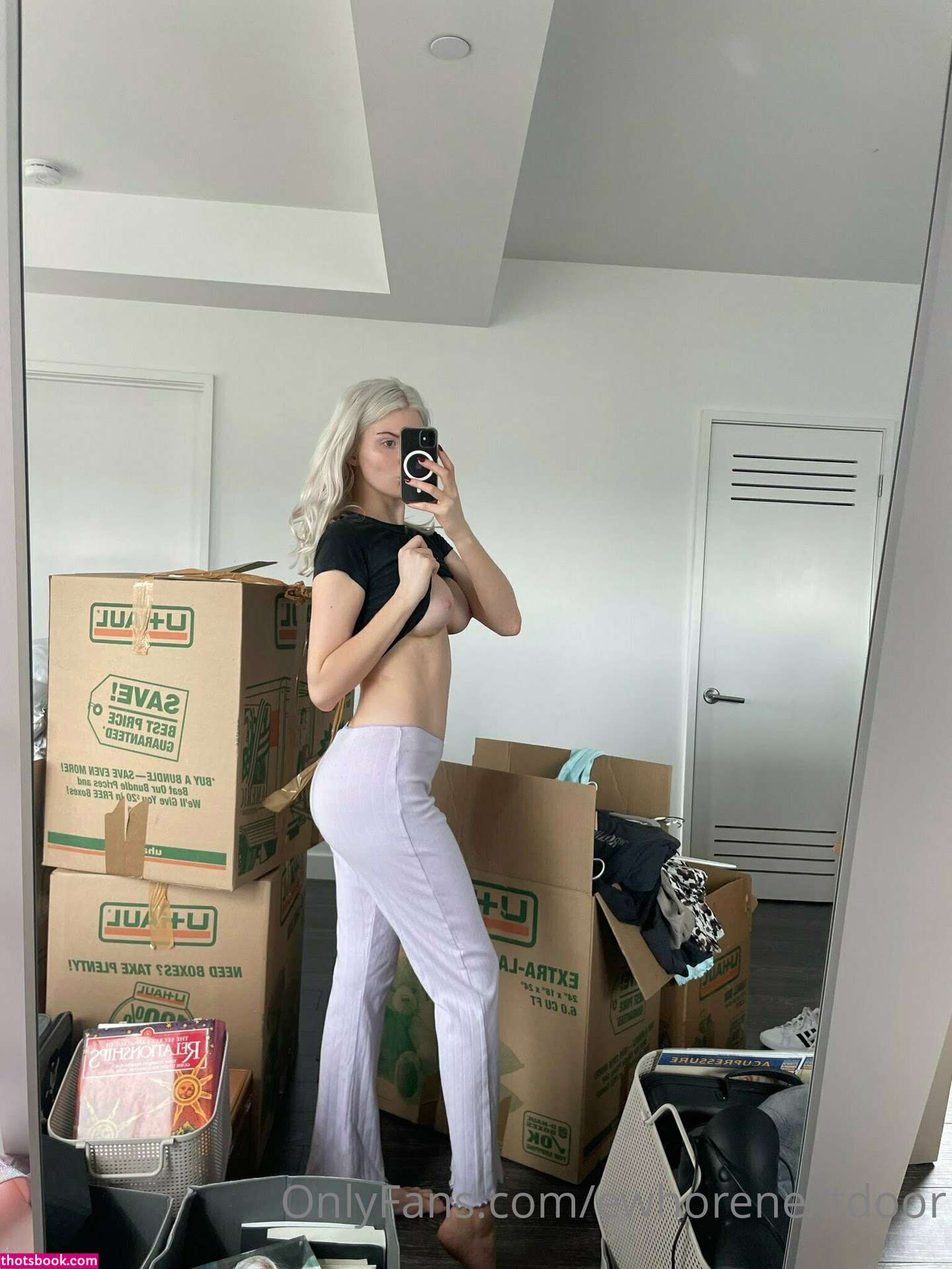 Riley Sinclair Photo #18