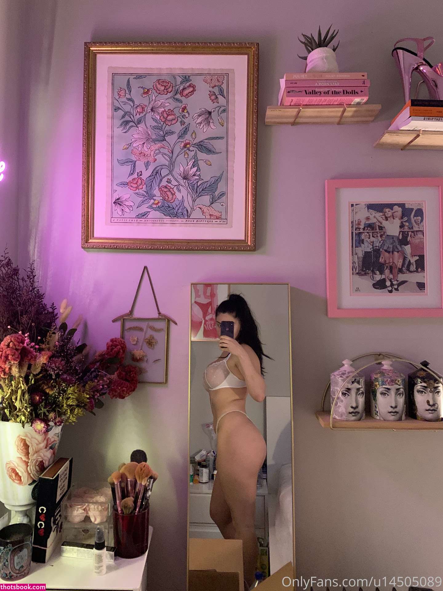 Sydney Benjamin Photo #25