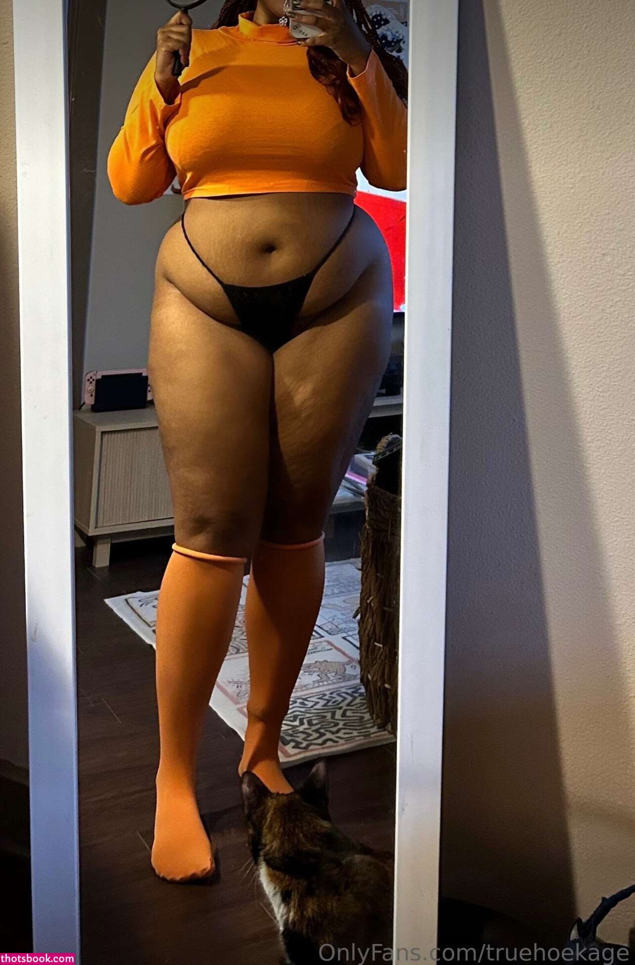 truehoekage Photo #29