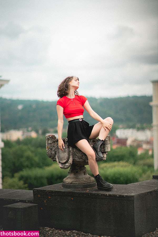 Emeline Faure Photo #41