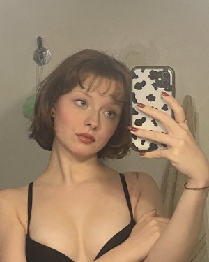 emmacalypsoo Photo #3