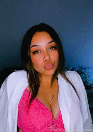 Kaya Summersford Photo #1