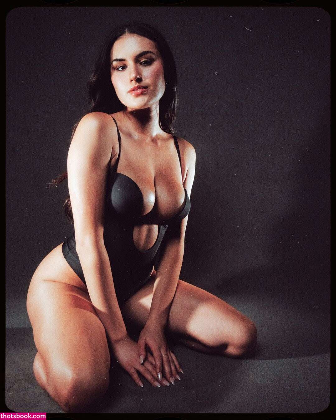 officiallymelxx Photo #17