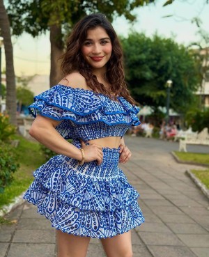 Righthookroxy Photo #2