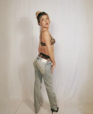 Abby Paradise Photo #4