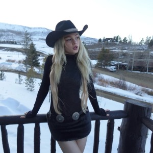 Abby Paradise Photo #25