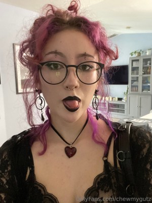 chewmygutz Photo #16