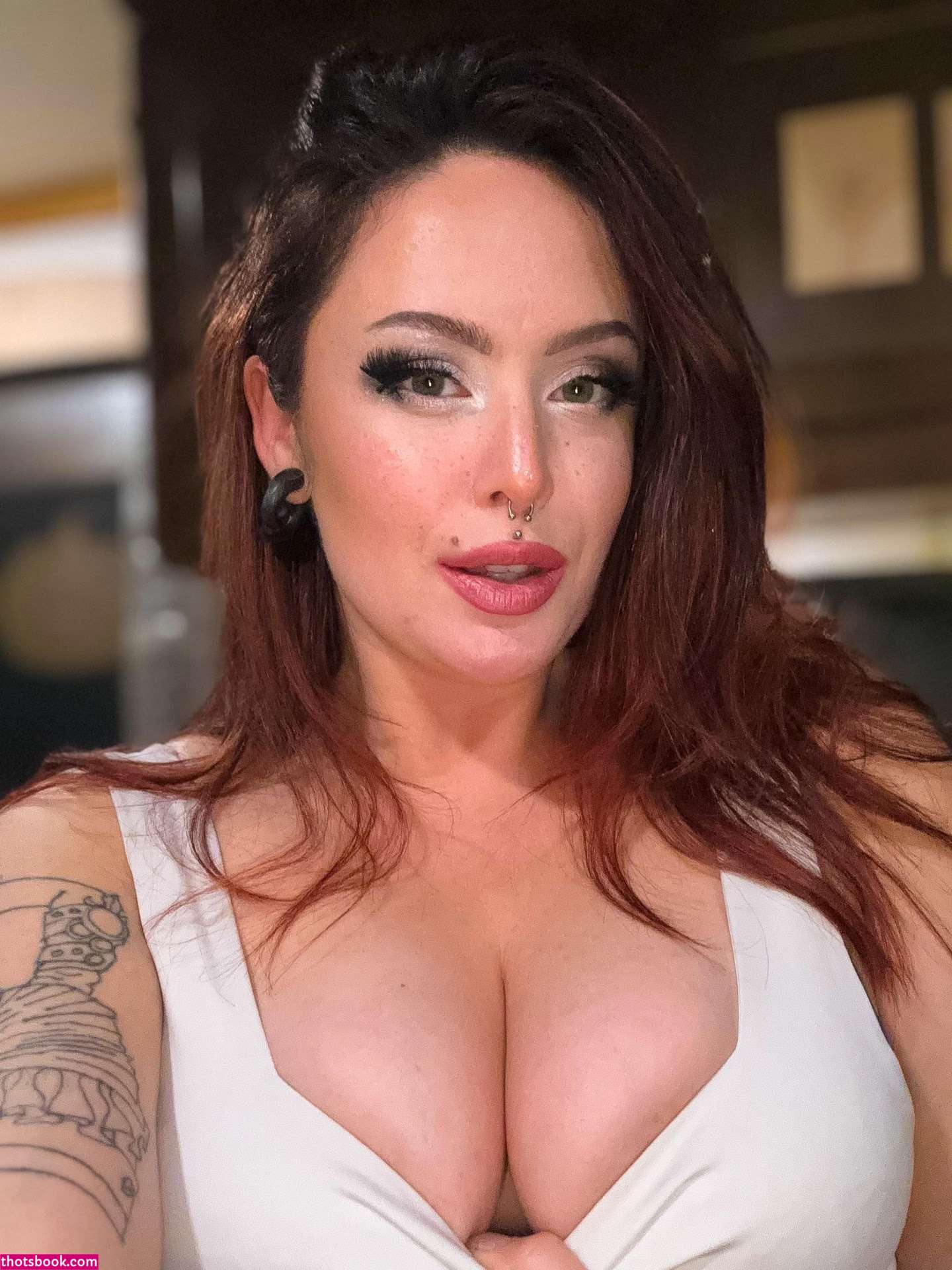 divinelyelle Photo #35