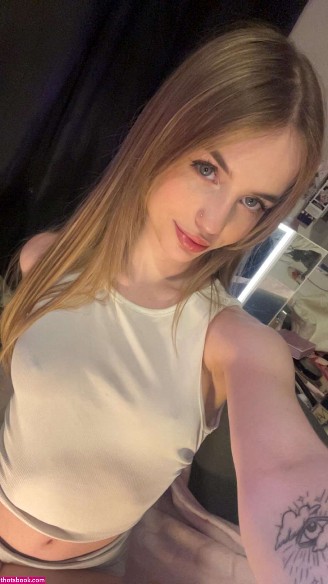 Graciewest Photo #24